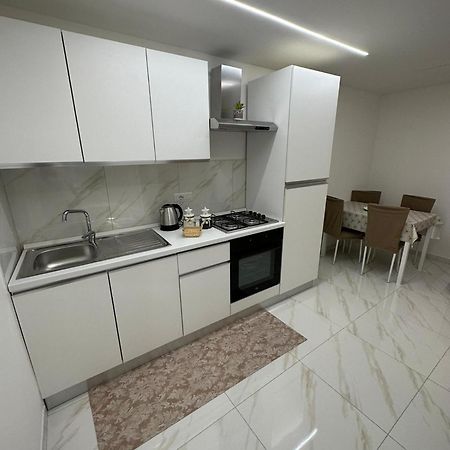 Dimora Nei Quartieri Spagnoli Nápoles Exterior foto